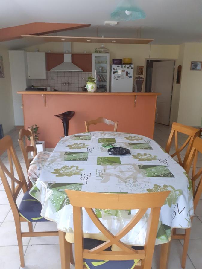 Villa Le Petit Plessis Cure à Liré Extérieur photo